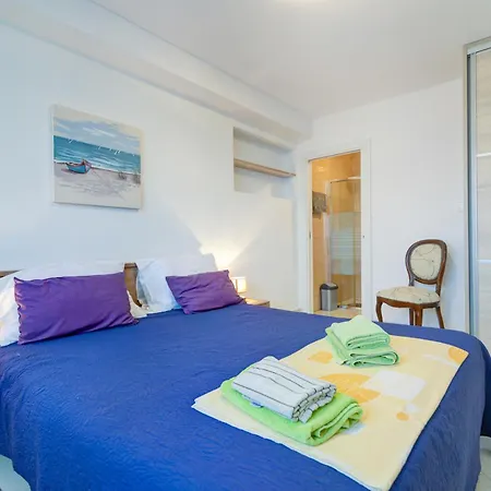 Jelka Nv 2 - For 4 Persons With Terrace And Private Parking Apartment Novi Vinodolski