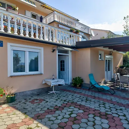 Jelka Nv 2 - For 4 Persons With Terrace And Private Parking Novi Vinodolski