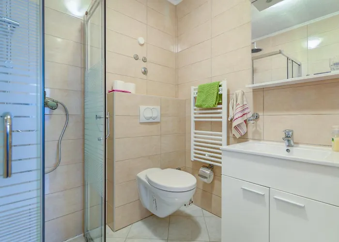 Jelka Nv 2 - For 4 Persons With Terrace And Private Parking * Novi Vinodolski