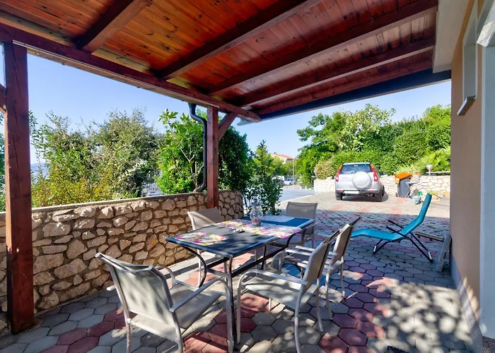 Jelka Nv 2 - For 4 Persons With Terrace And Private Parking